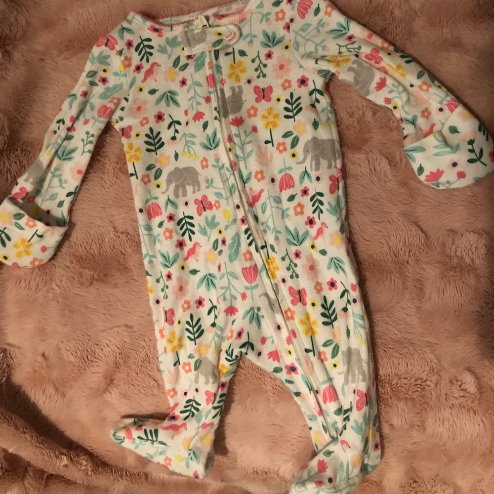 2 bodysuit girl baby